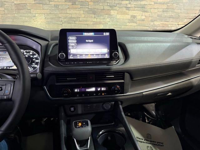 2025 Nissan Rogue AWD SV