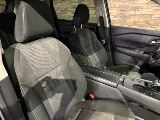 2025 Nissan Rogue AWD SV