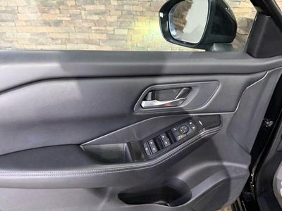 2025 Nissan Rogue AWD SV