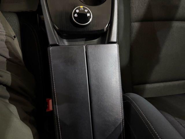 2025 Nissan Rogue AWD SV