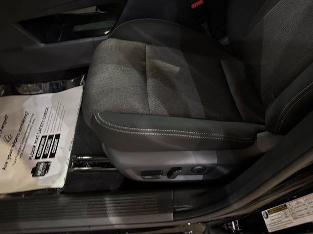 2025 Nissan Rogue AWD SV