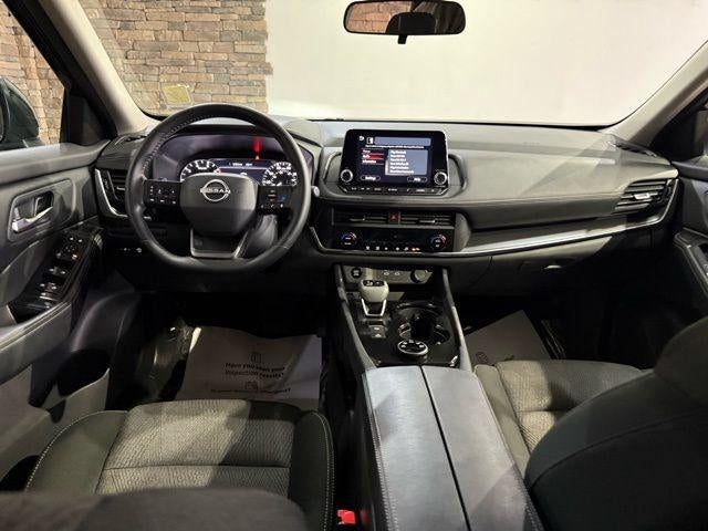 2025 Nissan Rogue AWD SV