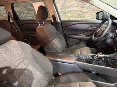 2025 Nissan Rogue AWD SV