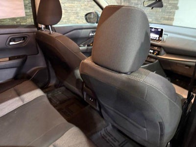 2025 Nissan Rogue AWD SV