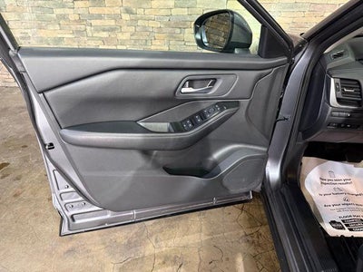 2025 Nissan Rogue AWD SV