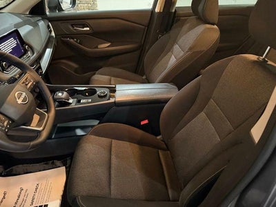 2025 Nissan Rogue AWD SV