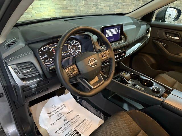 2025 Nissan Rogue AWD SV