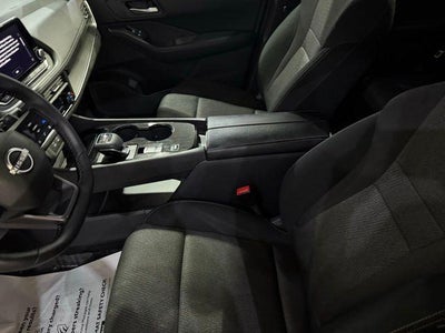 2025 Nissan Rogue AWD SV