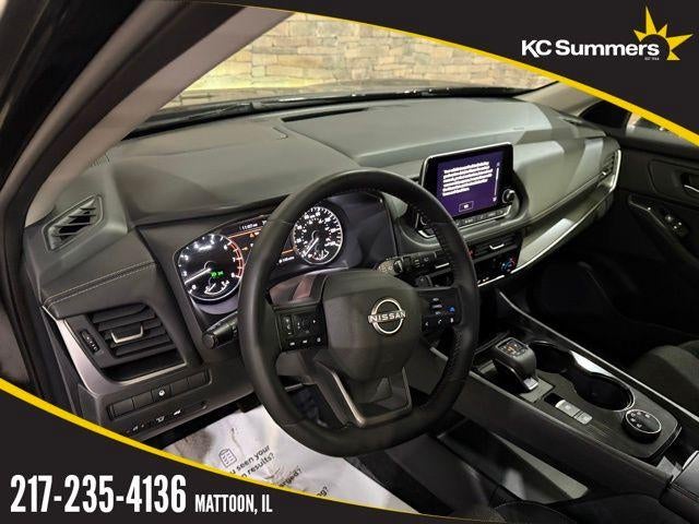 2025 Nissan Rogue AWD SV