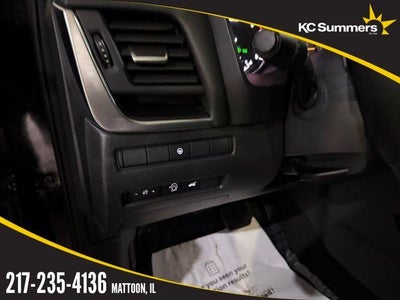 2025 Nissan Rogue AWD SV