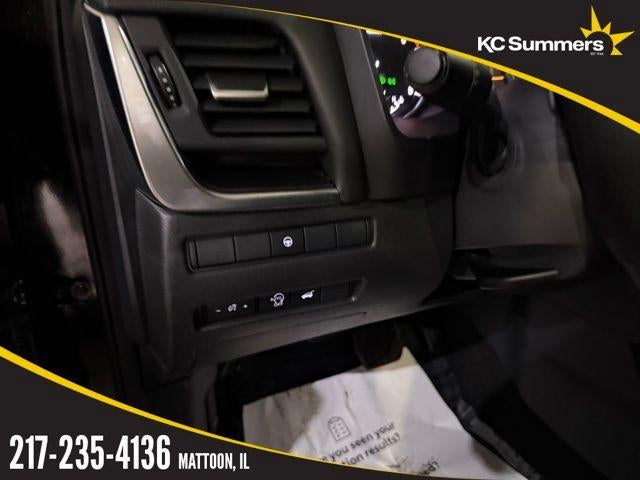 2025 Nissan Rogue AWD SV