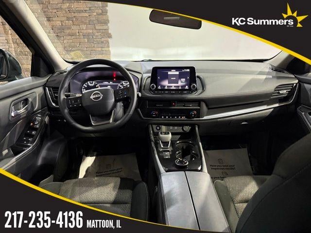 2025 Nissan Rogue AWD SV