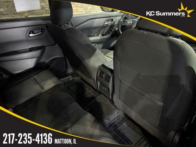 2025 Nissan Rogue AWD SV