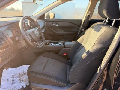 2025 Nissan Rogue AWD SV