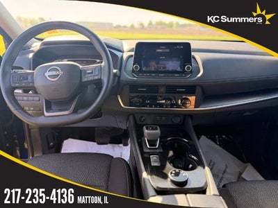 2025 Nissan Rogue AWD SV