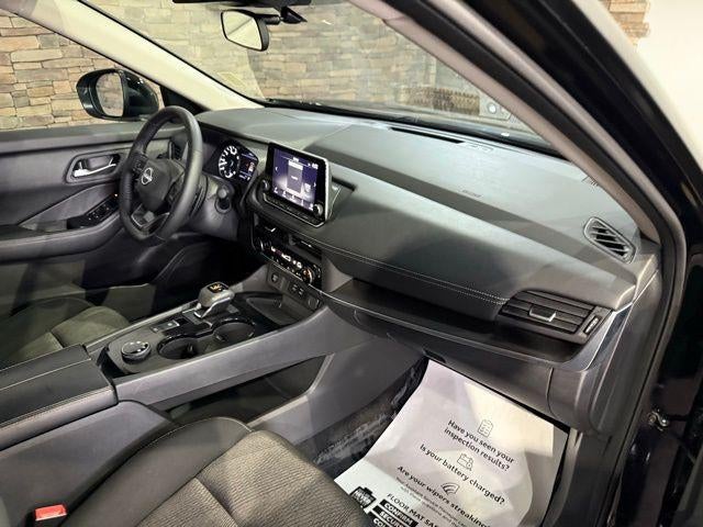 2025 Nissan Rogue AWD SV