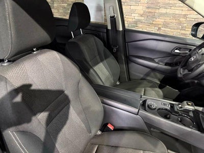 2025 Nissan Rogue AWD SV