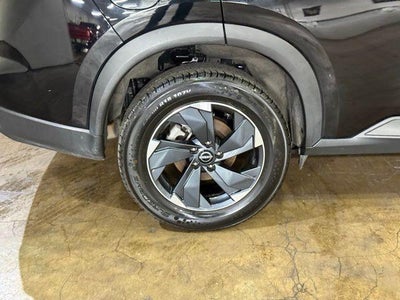 2025 Nissan Rogue AWD SV