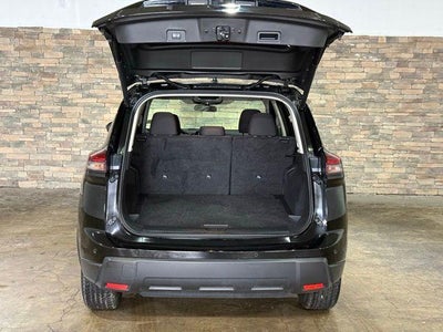 2025 Nissan Rogue AWD SV