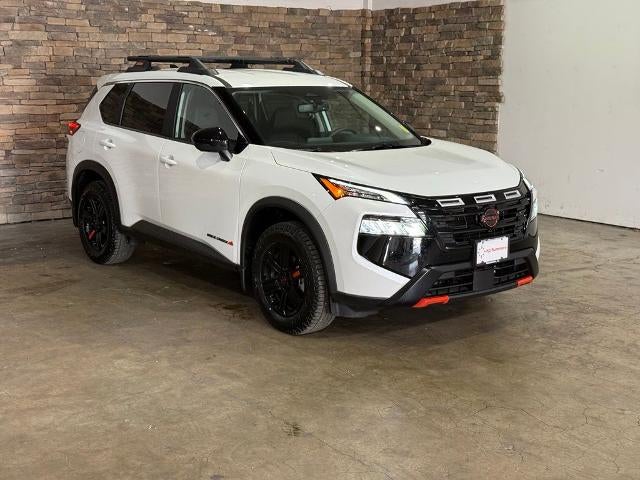 2026 Nissan Rogue AWD Rock Creek *Ltd Avail*