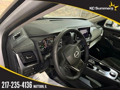 2025 Nissan Rogue AWD SV