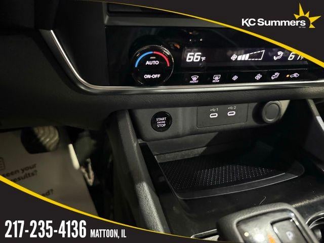 2025 Nissan Rogue AWD SV