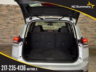 2025 Nissan Rogue AWD SV