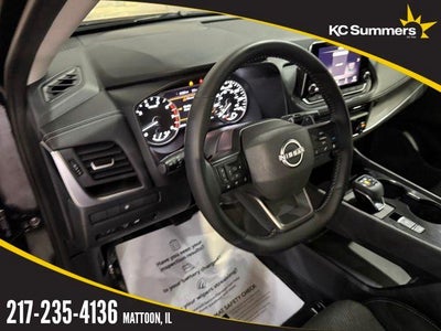 2025 Nissan Rogue AWD SV