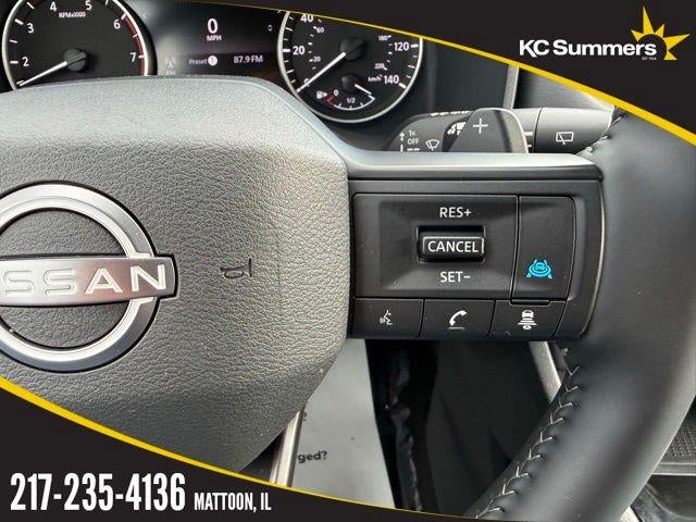 2025 Nissan Rogue AWD SV