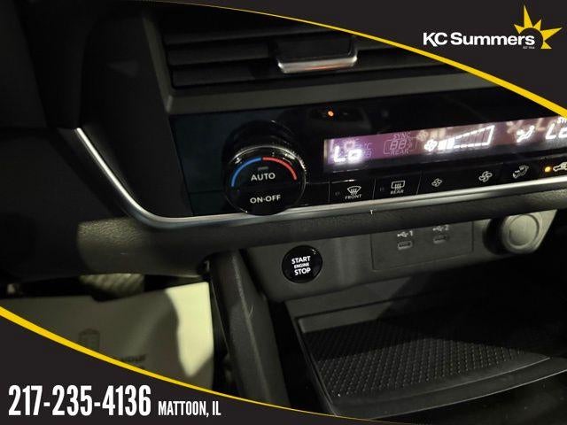 2025 Nissan Rogue AWD SV