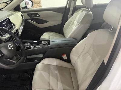 2025 Nissan Rogue AWD SV