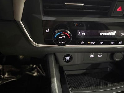2025 Nissan Rogue AWD SV