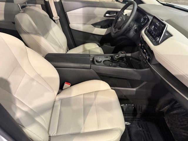 2025 Nissan Rogue AWD SV
