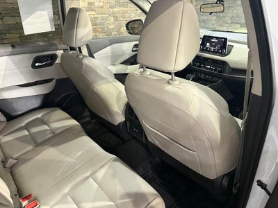 2025 Nissan Rogue AWD SV