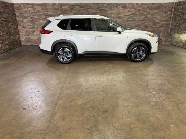 2025 Nissan Rogue AWD SV
