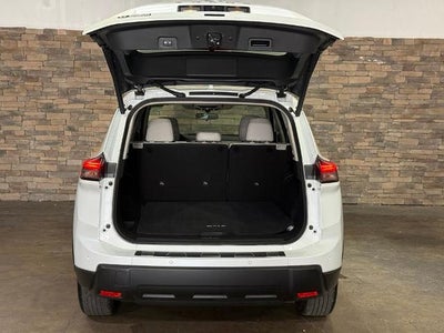 2025 Nissan Rogue AWD SV
