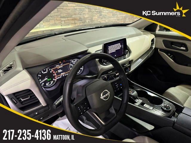 2025 Nissan Rogue AWD SV