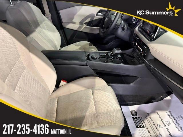 2025 Nissan Rogue AWD SV