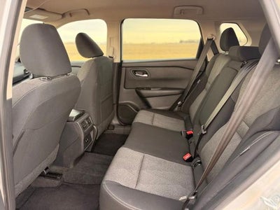 2025 Nissan Rogue AWD SV