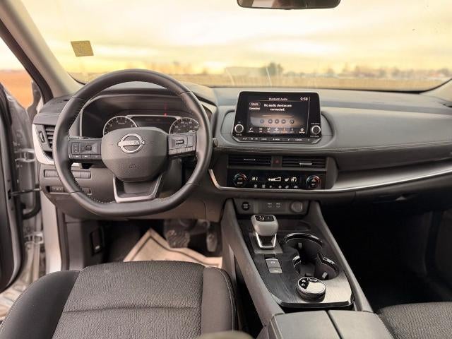 2025 Nissan Rogue AWD SV