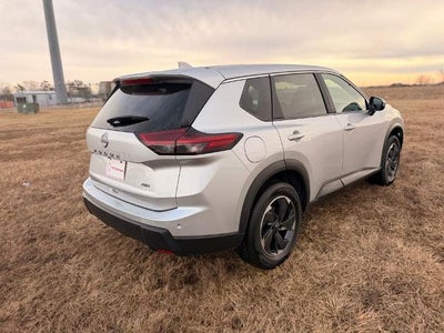 2025 Nissan Rogue AWD SV