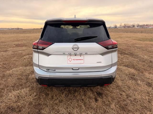 2025 Nissan Rogue AWD SV
