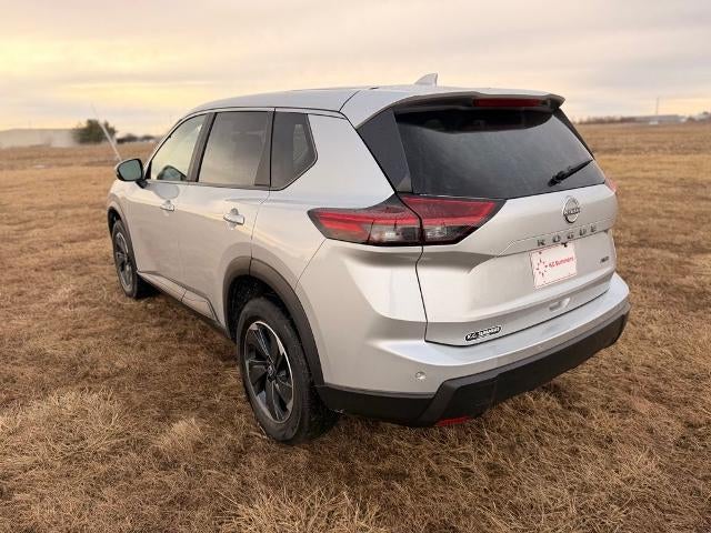 2025 Nissan Rogue AWD SV
