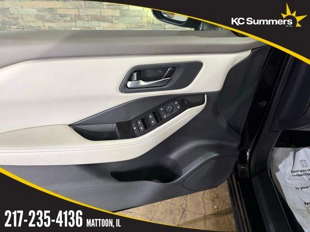 2025 Nissan Rogue AWD SV