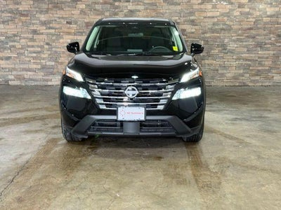 2025 Nissan Rogue AWD SV