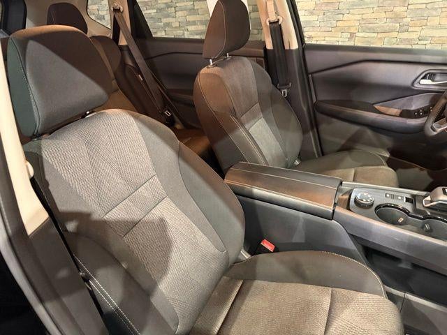 2025 Nissan Rogue AWD SV