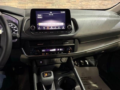 2025 Nissan Rogue AWD SV