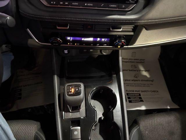 2025 Nissan Rogue AWD SV