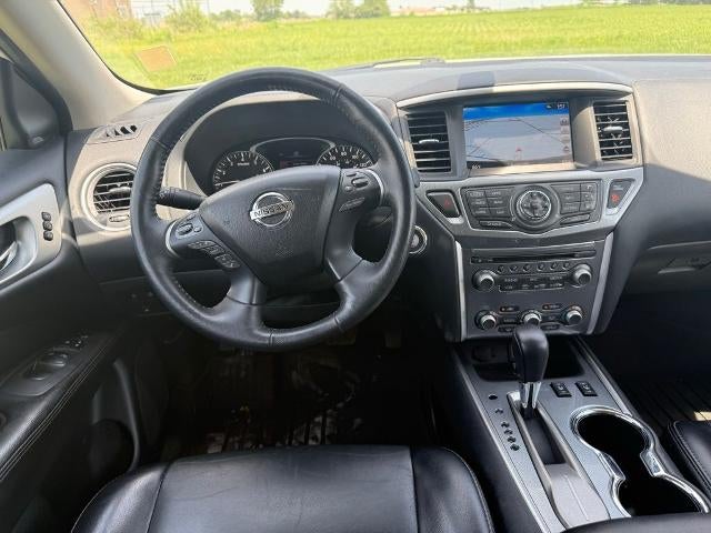 2020 Nissan Pathfinder FWD SL