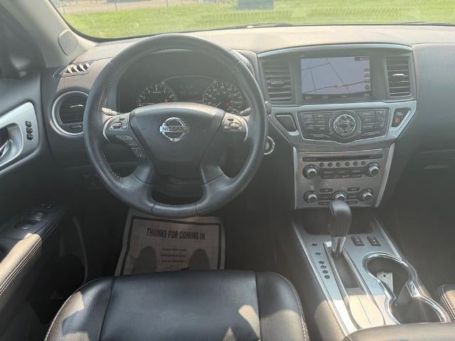 2017 Nissan Pathfinder FWD SL